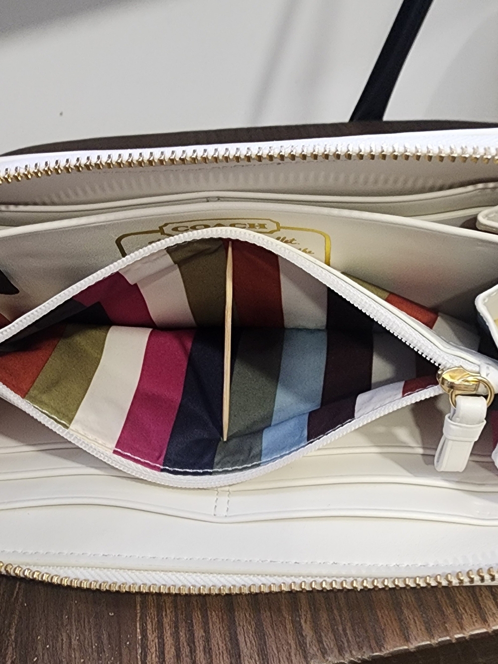 Coach Legacy Signature Canvas Continental Wallet- F40753 - Picture 7 of 13